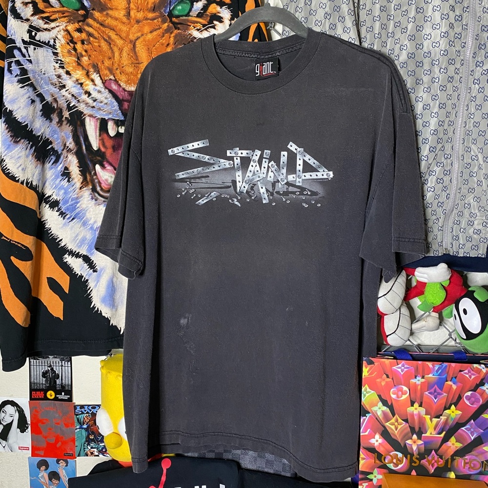 Vintage stand shir